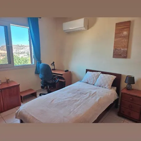 Апартаменты Alithea Gardens 2 Bedroom With Communal Pool *