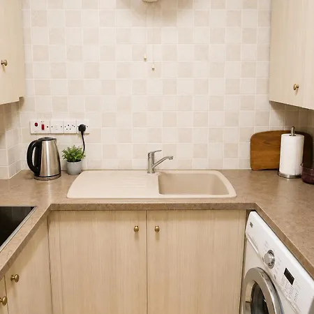 Alithea Gardens 2 Bedroom With Communal Pool Apartment