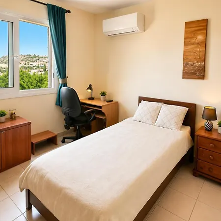Alithea Gardens 2 Bedroom With Communal Pool Apartment