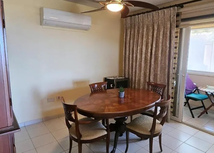 Alithea Gardens 2 Bedroom With Communal Pool 페이야